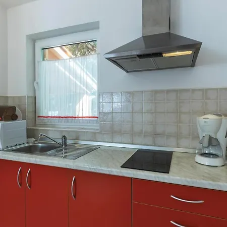 Amazing Apartment In Pula With Kitchen